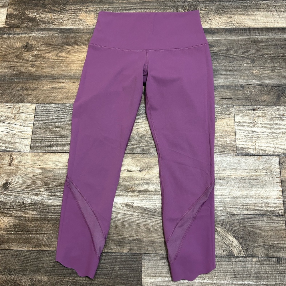 Lululemon Women Wunder Under Crop Hi Rise Roll Down Scallop Luxtreme Size 6